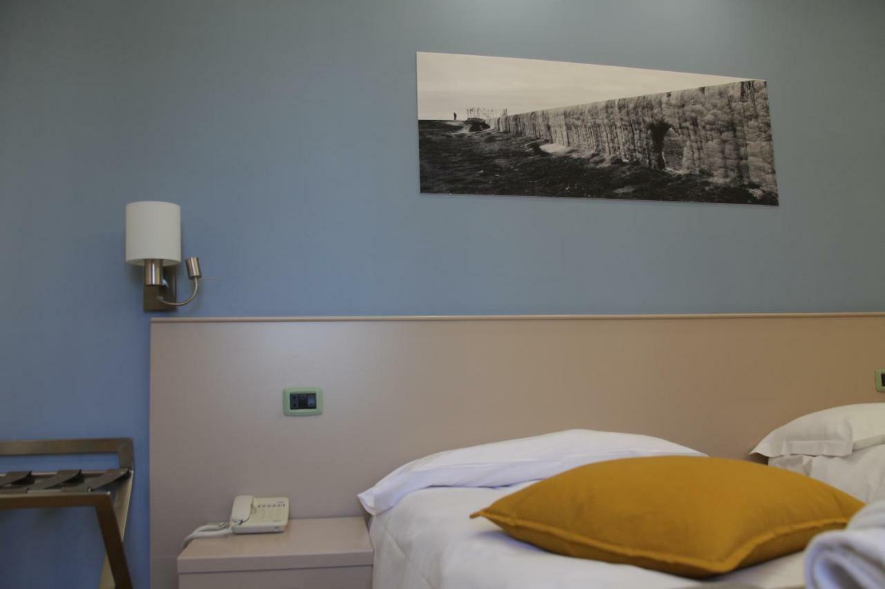 Albergo Da Benedetta Vetralla Exteriör bild